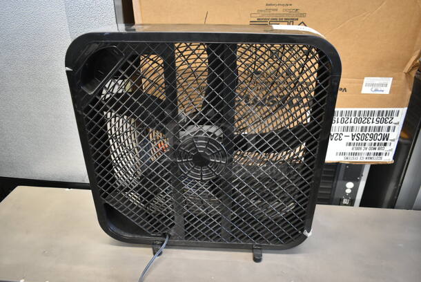 Utilitech FB50-16HB Black Poly Box Fan. 120 Volts, 1 Phase. Tested and Working! - Image 6 of 7