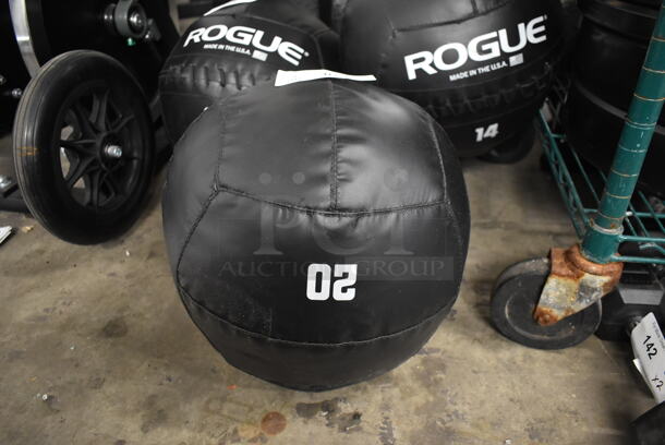 Rogue Black 20 Pound Medicine Ball. - Image 5 of 5