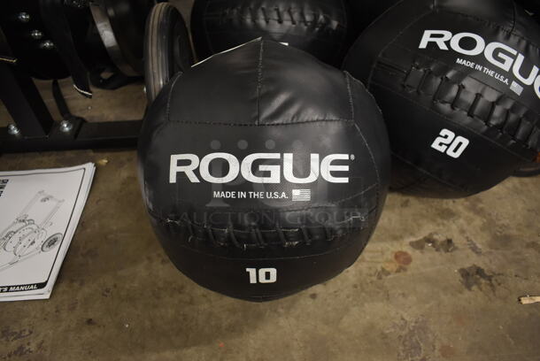 Rogue Black 10 Pound Medicine Ball. - Image 1 of 5
