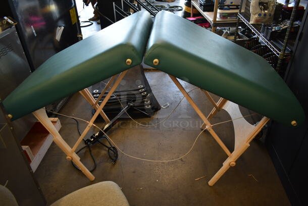 Oakwoods Professional Green Folding Massage Table w/ Case. - Image 2 of 9
