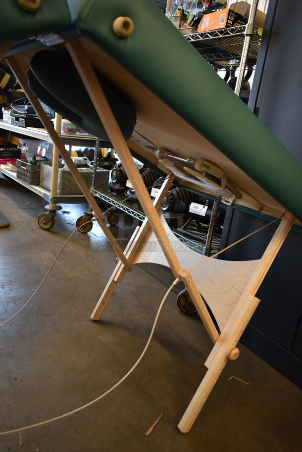 Oakwoods Professional Green Folding Massage Table w/ Case. - Image 4 of 9