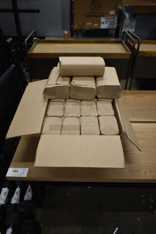 Box of 20 BRAND NEW Bundles of Napkins.