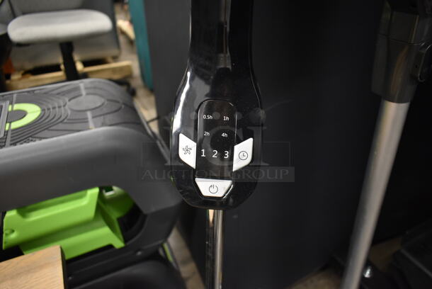 Utilitech Metal Floor Style Fan. Tested and Working! - Image 4 of 8