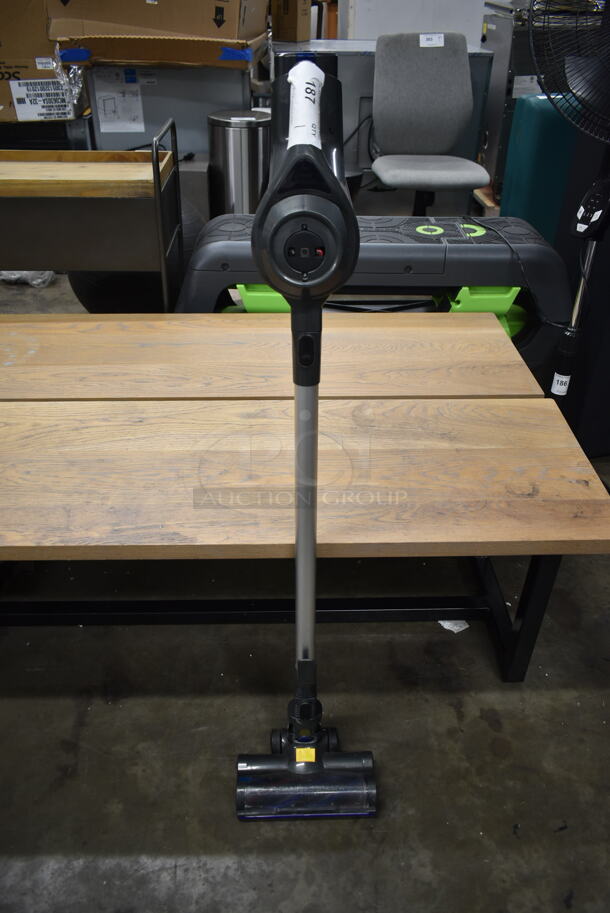 Moosoo XL-618A Vacuum Cleaner.  - Image 2 of 7