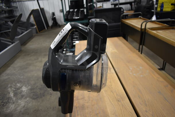 Moosoo XL-618A Vacuum Cleaner.  - Image 5 of 7