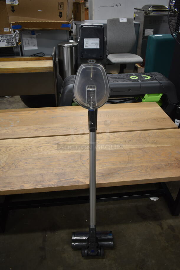 Moosoo XL-618A Vacuum Cleaner.  - Image 6 of 7