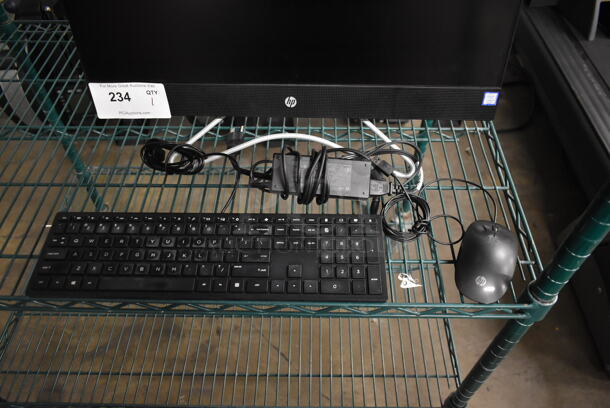 HP Computer Monitor w/ Keyboard and Mouse. - Image 2 of 11