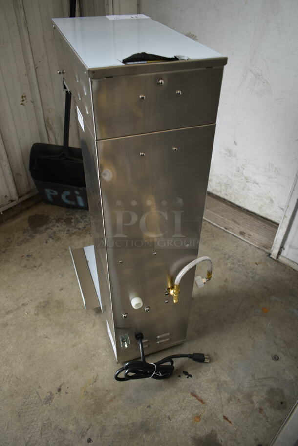 BRAND NEW SCRATCH AND DENT! Curtis TRB Stainless Steel Commercial Countertop Iced Tea Machine w/ Poly Brew Basket. 120 Volts, 1 Phase. Tested and Working! - Image 7 of 7