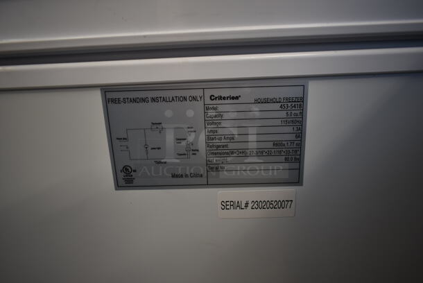 Criterion 453-5418 Metal Chest Freezer. 115 Volts, 1 Phase. Tested and Powers On But Does Not Get Cold - Image 6 of 6