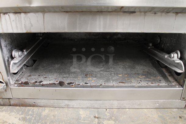 Stainless Steel Commercial Natural Gas Powered Flat Top Griddle on Cheese Melter. - Image 3 of 4