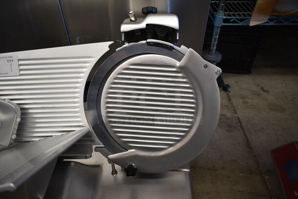 BRAND NEW SCRATCH AND DENT! Estella 348SLM12 Stainless Steel Commercial Countertop Automatic Meat Slicer w/ Blade Sharpener. 120 Volts, 1 Phase. Tested and Working! - Image 2 of 6