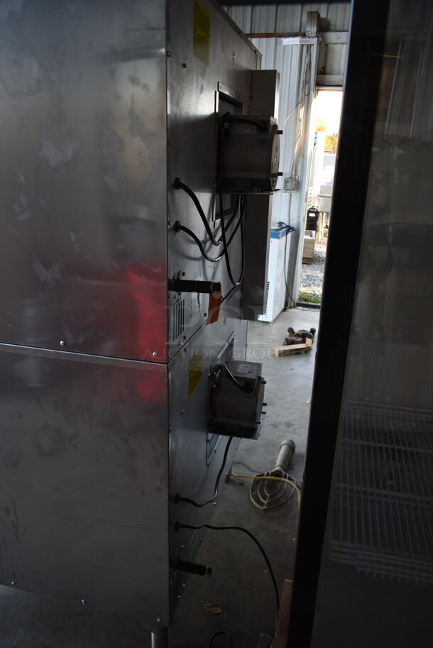 2 LIKE NEW! Vulcan VC5GD-21D1Z Stainless Steel Commercial Natural Gas Powered Full Size Convection Oven w/ View Through Doors, Metal Oven Racks and Thermostatic Controls. 2 Times Your Bid! - Image 11 of 12