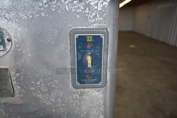 Blakeslee C30 Metal Commercial Floor Style 30 Quart Planetary Dough Mixer w/ Metal Mixing Bowl and 2 Paddle Attachments. 125 Volts, 1 Phase. Tested and Working! - Image 6 of 12