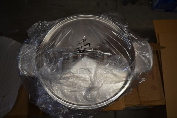 BRAND NEW! Winco Stainless Steel Stock Pot w/ Lid. - Image 3 of 5