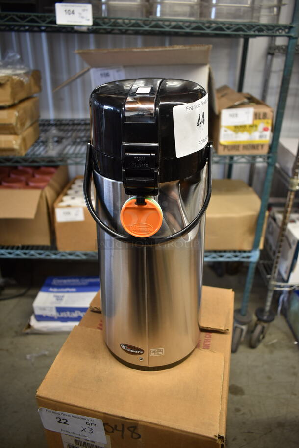 BRAND NEW SCRATCH AND DENT! Winware AP-822 Stainless Steel Commercial Air Pot. - Image 3 of 7
