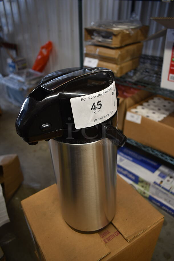 BRAND NEW SCRATCH AND DENT! Winware AP-822 Stainless Steel Commercial Air Pot. - Image 2 of 5
