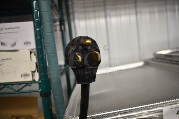 BRAND NEW SCRATCH AND DENT! Vollrath 69507 Stainless Steel Commercial Countertop Electric Powered 2 Burner Induction Range. Stock Picture Used as Gallery. 208/240 Volts, 1 Phase. - Image 5 of 7