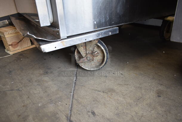 Alto Shaam 1000-TH/II Stainless Steel Commercial Heated Holding Cabinet on Commercial Casters. 125 Volts, 1 Phase. Tested and Working! - Image 6 of 9