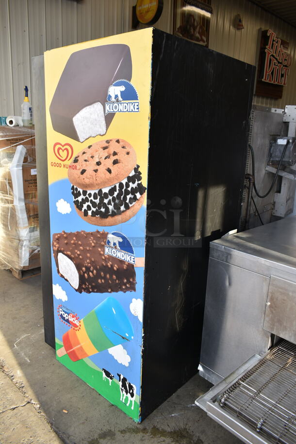 Metal Commercial Ice Cream Vending Machine w/ Cash Acceptor. Tested and Powers On But Does Not Get Cold - Image 6 of 6