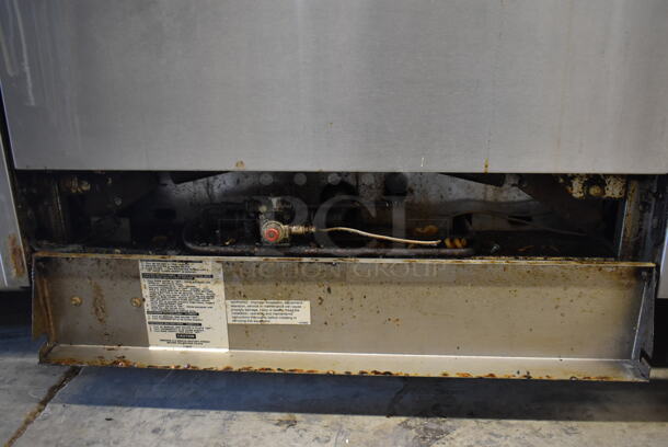 Southbend X460AA-2TL Stainless Steel Commercial Natural Gas Powered 6 Burner Range w/ Flat Top Griddle, 2 Convection Ovens, Over Shelf and Back Splash. - Image 10 of 12