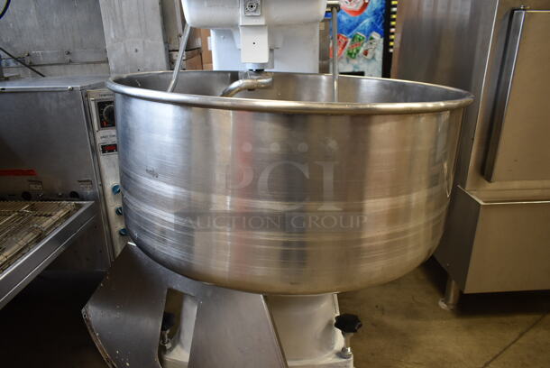 Astor 6716725 Metal Commercial Floor Style Spiral Mixer w/ Stainless Steel Mixing Bowl and Dough Hook Attachment. 208 Volts, 3 Phase.  - Image 4 of 8
