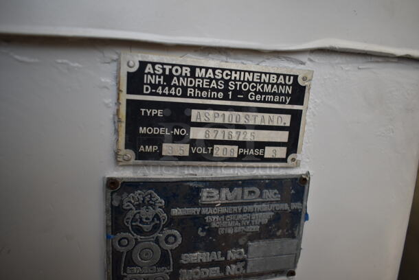 Astor 6716725 Metal Commercial Floor Style Spiral Mixer w/ Stainless Steel Mixing Bowl and Dough Hook Attachment. 208 Volts, 3 Phase.  - Image 7 of 8