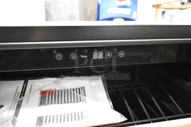 BRAND NEW SCRATCH AND DENT! Whynter BWR-1002SD 100 Bottle Built-in Stainless Steel Compressor Wine Refrigerator Merchandiser with Display Rack and LED display. 115 Volts, 1 Phase. Tested and Working! - Image 5 of 6