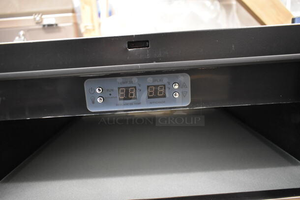 BRAND NEW SCRATCH AND DENT! Danby DBC039A1BDB 88 Can & 7 Bottle LED Beverage Center Merchandiser. 115 Volts, 1 Phase. Tested and Working! - Image 5 of 6