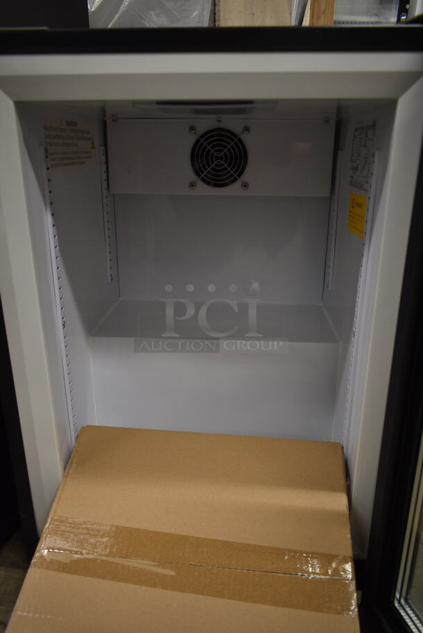 BRAND NEW SCRATCH AND DENT! Whynter CDF-177SB Stainless Steel Single Door Mini Cooler Merchandiser. 110-120 Volts, 1 Phase. Tested and Working! - Image 4 of 6