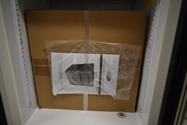 BRAND NEW SCRATCH AND DENT! Whynter CDF-177SB Stainless Steel Single Door Mini Cooler Merchandiser. 110-120 Volts, 1 Phase. Tested and Working! - Image 6 of 6