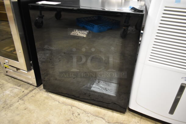 BRAND NEW SCRATCH AND DENT! Arctic King AWCA016ADB Metal Countertop Black 16 Bottle Wine Cooler Merchandiser. 115 Volts, 1 Phase. Tested And Working! - Image 2 of 4