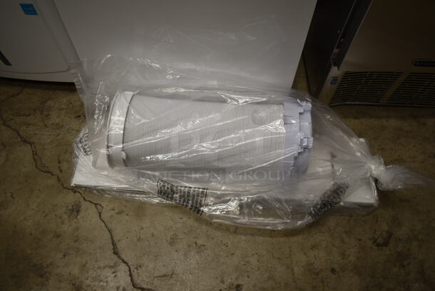 BRAND NEW SCRATCH AND DENT! Whynter ARC-148MHP Metal Portable 13,500 BTU Air Conditioner. 115 Volts, 1 Phase. Tested And Working! - Image 3 of 6