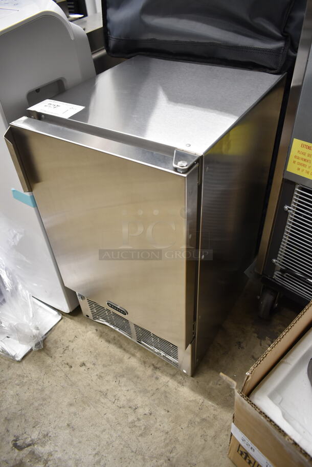 BRAND NEW SCRATCH AND DENT! Whynter MIM-14231SS Stainless Steel Commercial 14" Undercounter Automatic Marine Ice Maker 23lb. 115 Volts, 1 Phase. Tested and Working! - Image 2 of 6