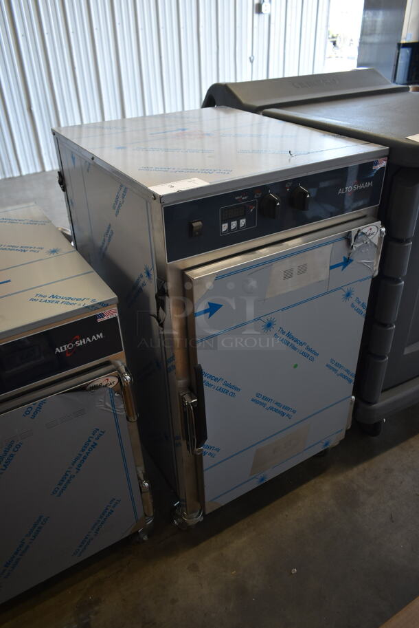 BRAND NEW! 2023 Alto Shaam 1000-TH/II Stainless Steel Commercial Electric Powered Heated Holding Cabinet on Commercial Casters. 120 Volts, 1 Phase. Stock Picture Used as Gallery. Tested and Working! - Image 2 of 8