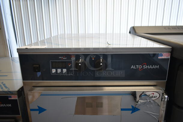 BRAND NEW! 2023 Alto Shaam 1000-TH/II Stainless Steel Commercial Electric Powered Heated Holding Cabinet on Commercial Casters. 120 Volts, 1 Phase. Stock Picture Used as Gallery. Tested and Working! - Image 3 of 8