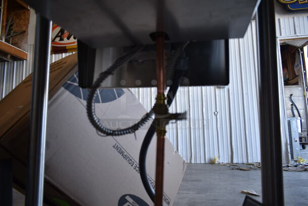 Wells MDD1007D Stainless Steel Commercial Single Bay Steam Table w/ Under Shelf. 120 Volts, 1 Phase. Cannot Test Due To Previous Hardwire - Image 6 of 8