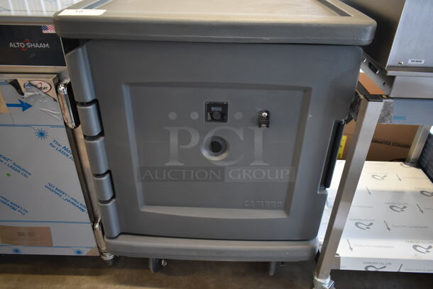 BRAND NEW! Cambro CAM2100 Gray Poly Portable Heated Holding Cabinet on Commercial Casters. 120 Volts, 1 Phase.  - Image 3 of 12