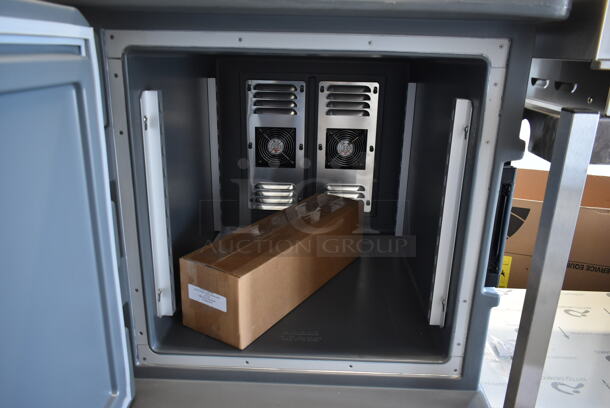 BRAND NEW! Cambro CAM2100 Gray Poly Portable Heated Holding Cabinet on Commercial Casters. 120 Volts, 1 Phase.  - Image 5 of 12