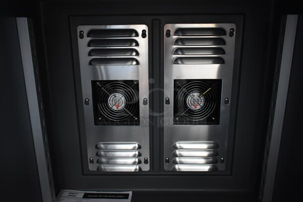 BRAND NEW! Cambro CAM2100 Gray Poly Portable Heated Holding Cabinet on Commercial Casters. 120 Volts, 1 Phase.  - Image 6 of 12