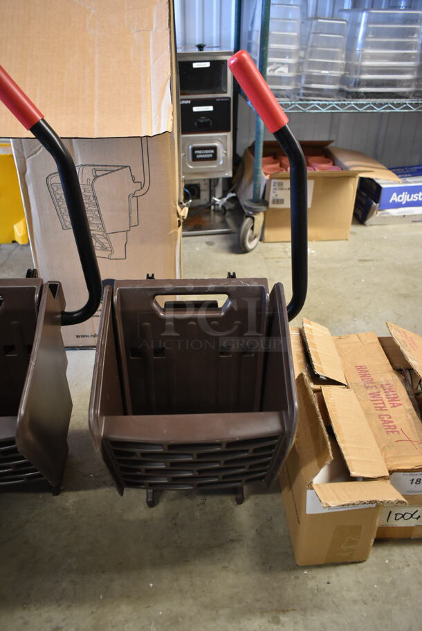 2 BRAND NEW IN BOX! Rubbermaid Wave Brake Brown Poly Mop Wringing Attachments. 2 Times Your Bid! - Image 6 of 7