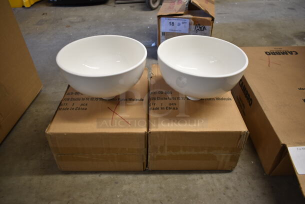 2 BRAND NEW IN BOX! ALU-00-065 ALU-00-065 White Cloche Covers to fit 10.75" Plates. 2 Times Your Bid! - Image 1 of 6