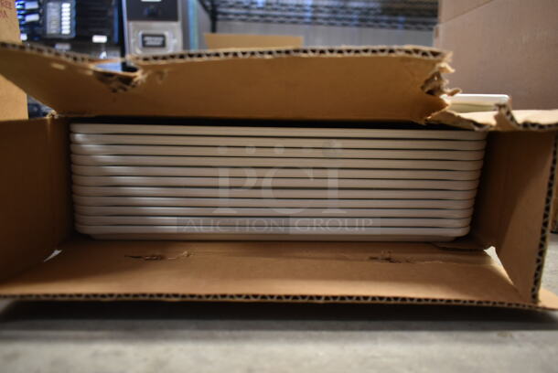 12 BRAND NEW IN BOX! Cambro White Poly Trays. 12 Times Your Bid! - Image 3 of 6