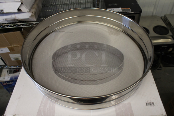 5 BRAND NEW IN BOX! Winco Stainless Steel Round 16" Sieve. 5 Times Your Bid! - Image 2 of 4