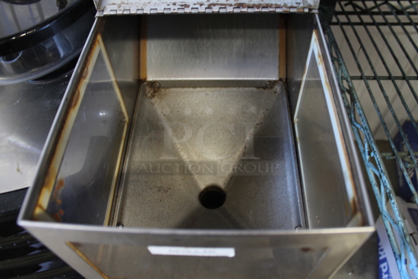 Bunn G9T HD TALL Stainless Steel Commercial Coffee Bean Grinder. 120 Volts, 1 Phase. Tested and Working! - Image 3 of 6