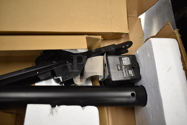 IN ORIGINAL BOX! StarTech Metal Flat Screen TV Ceiling Mount for 32-70" Television. - Image 3 of 6