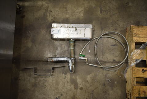 Dipwell Stainless Steel Commercial Ice Cream Scoop Rinsing Well.