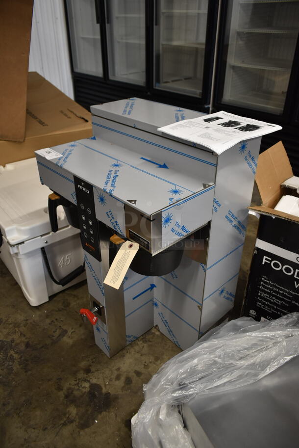 BRAND NEW SCRATCH AND DENT! Fetco CBS-1252 Stainless Steel Commercial Countertop Coffee Machine w/ Hot Water Dispenser and 2 Poly Brew Baskets. 208-240 Volts, 1 Phase. Tested and Working! - Image 2 of 9