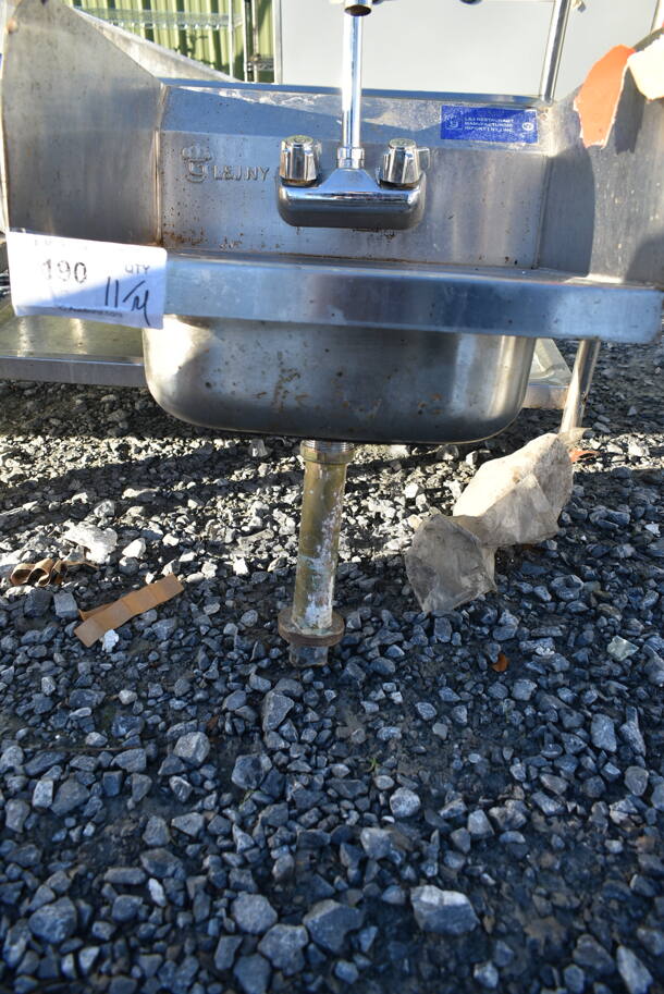 Stainless Steel Commercial Single Bay Wall Mount Sink w/ Side Splash Guards, Faucet and Handles. - Image 4 of 4