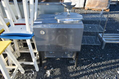 Silver King SK10MAJ Stainless Steel Commercial  Countertop Milk Dispenser. 115 Volts, 1 Phase. Tested and Powers On But Does Not Get Cold