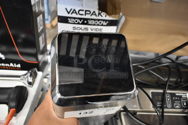 BRAND NEW SCRATCH AND DENT! Vacpak-it 186SV08 Stainless Steel Commercial 10.5 Gallon Sous Vide Immersion Circulator Head. 120 Volts, 1 Phase. Tested and Working! - Image 3 of 6